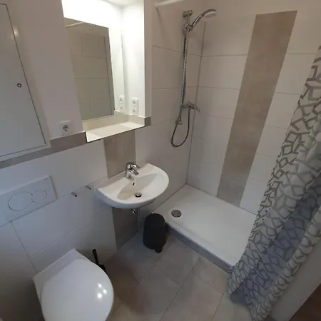 Konukevi Altstadtpension