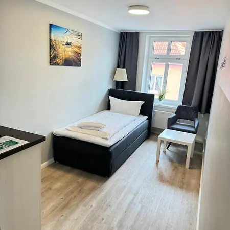 Konukevi Altstadtpension 3*