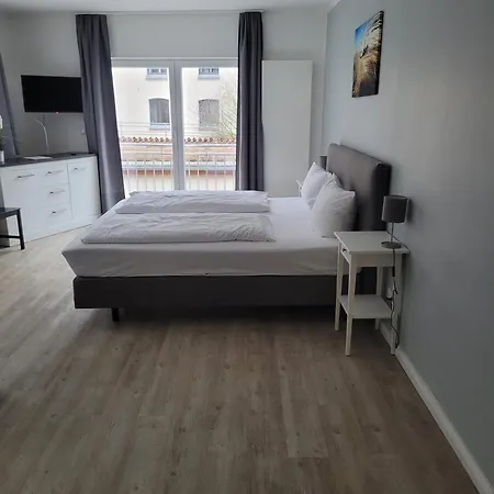 Konukevi Altstadtpension Rostock